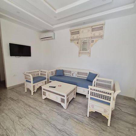 Musk De Djerba Suite Aziz Avec Piscine Temlale Exteriér fotografie