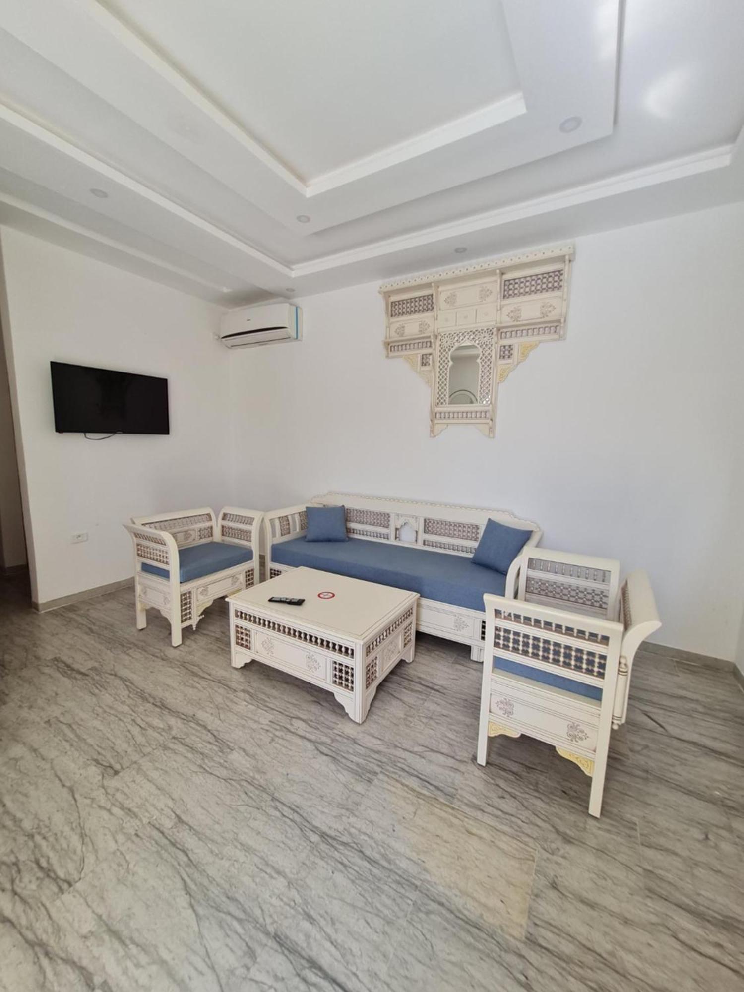 Musk De Djerba Suite Aziz Avec Piscine Temlale Exteriér fotografie