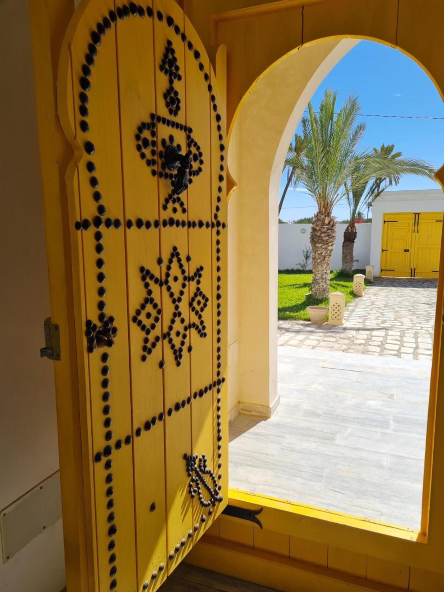 Musk De Djerba Suite Aziz Avec Piscine Temlale Exteriér fotografie